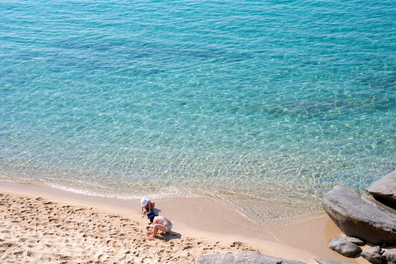 Hotel Baia Imperiale Spiaggia di Cavoli Екстер'єр фото